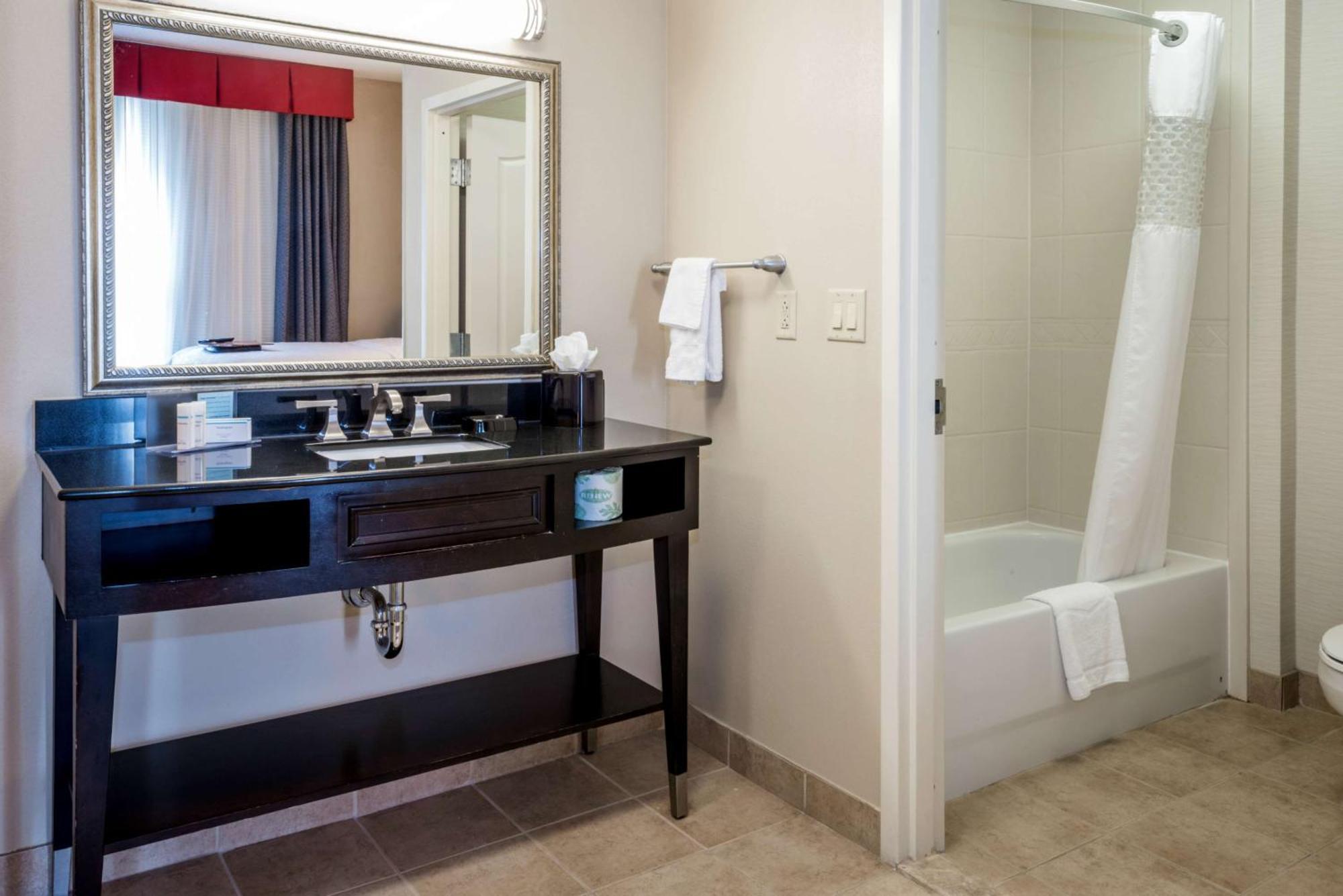 Hampton Inn & Suites Montgomery-Downtown Buitenkant foto